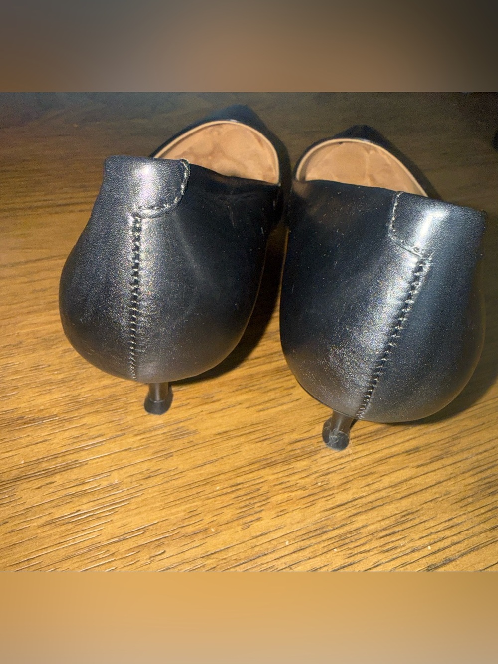 Vionic Black Leather Pointed Toe Pumps Comfort Heels Size 9.5 - Picture 4 of 6